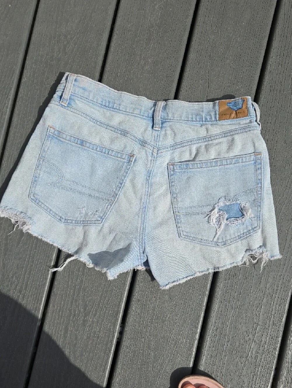 American Eagle Outfitters Strigid Light Wash Distressed Denim Shorts